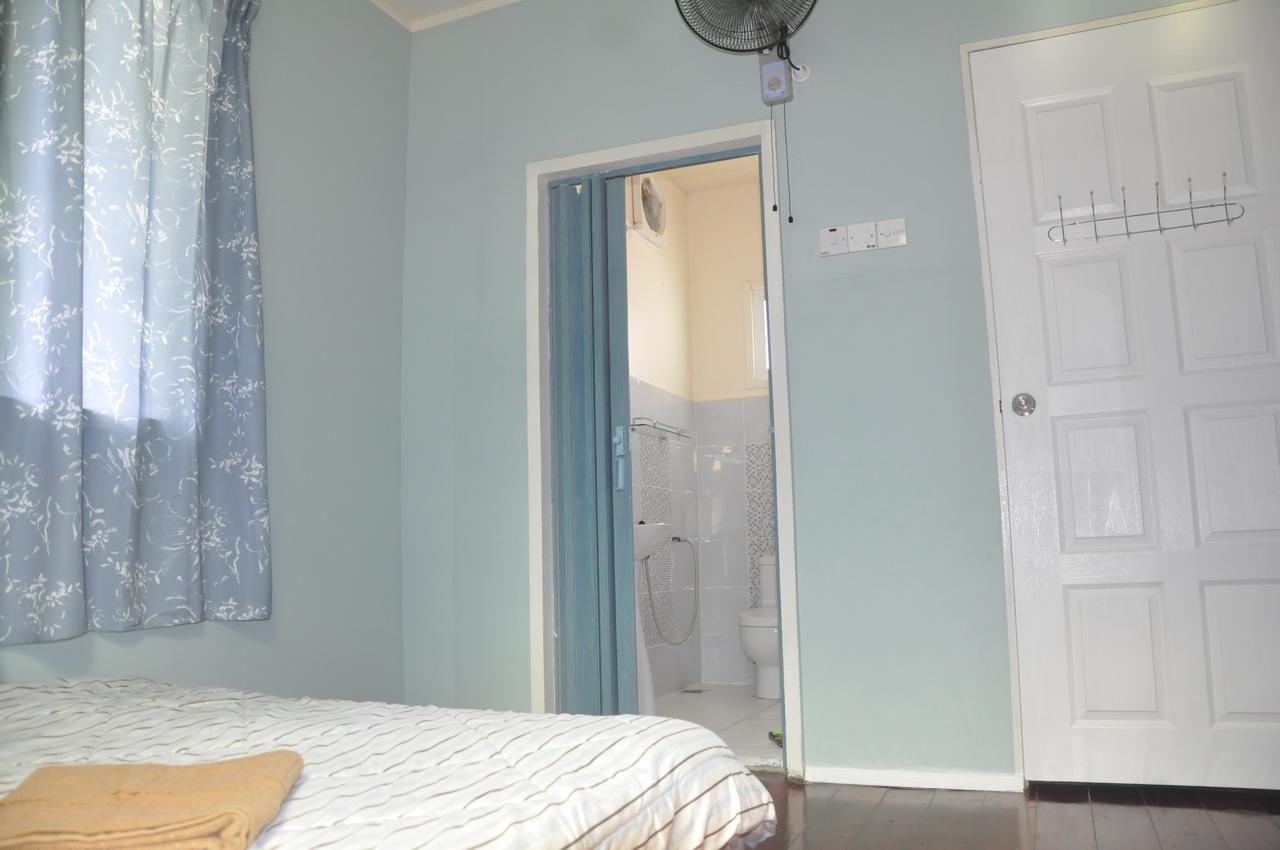 Azrien Holiday home *