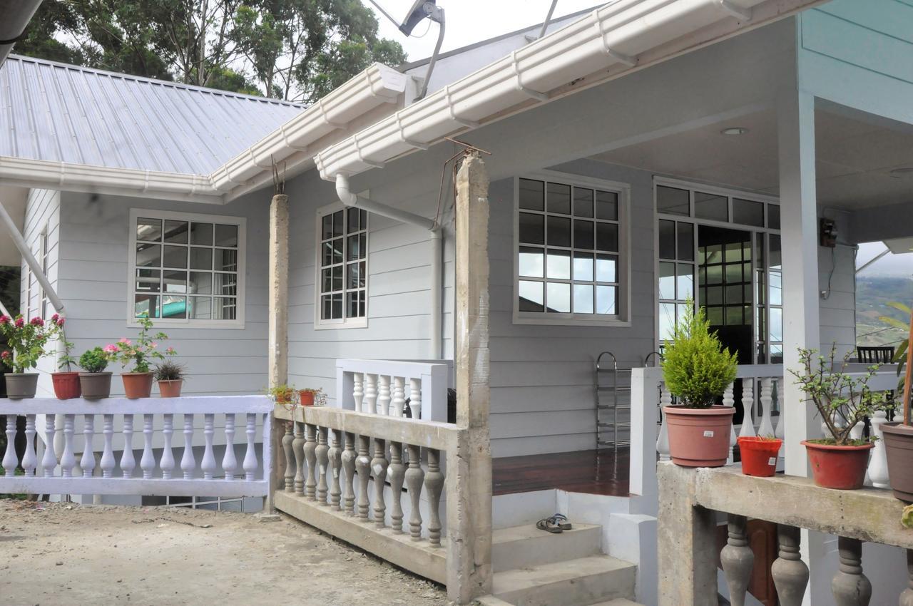 Azrien Holiday home